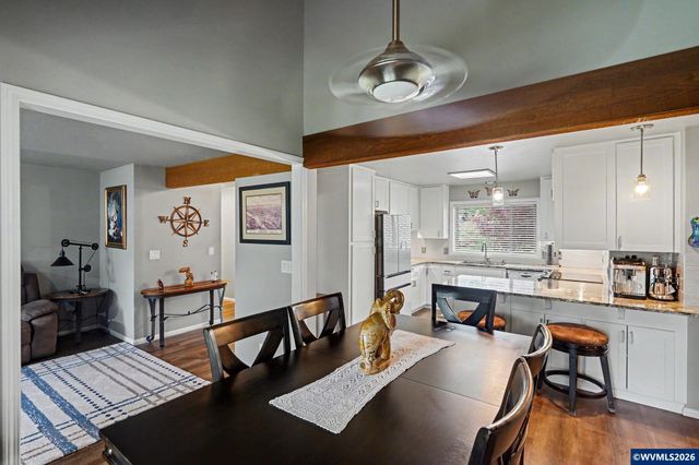 6483 Doral Dr SE, Salem, OR 97306
