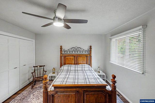 6483 Doral Dr SE, Salem, OR 97306