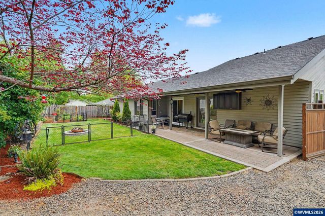 6483 Doral Dr SE, Salem, OR 97306