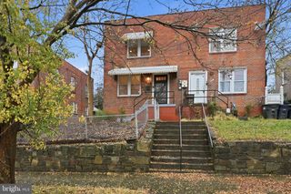 742 CONGRESS ST SE, Washington, DC 20032