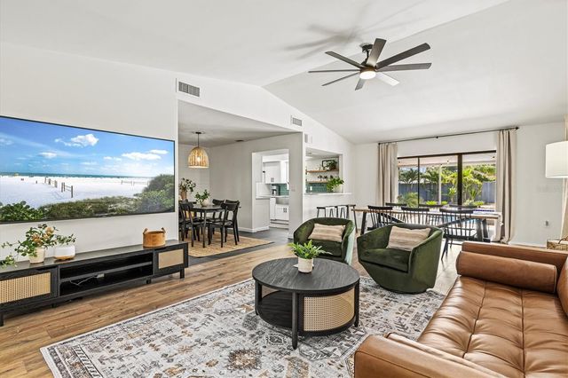 2650 DAVIS BOULEVARD, Sarasota, FL 34237