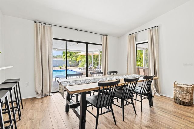 2650 DAVIS BOULEVARD, Sarasota, FL 34237
