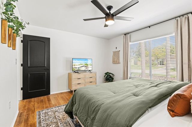 2650 DAVIS BOULEVARD, Sarasota, FL 34237