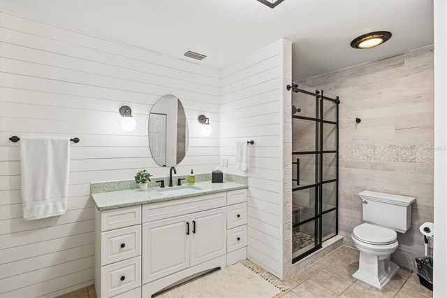 2650 DAVIS BOULEVARD, Sarasota, FL 34237