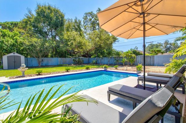 2650 DAVIS BOULEVARD, Sarasota, FL 34237