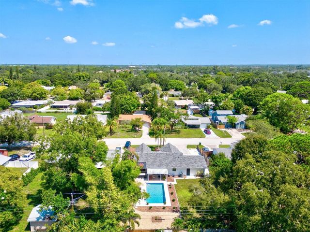 2650 DAVIS BOULEVARD, Sarasota, FL 34237