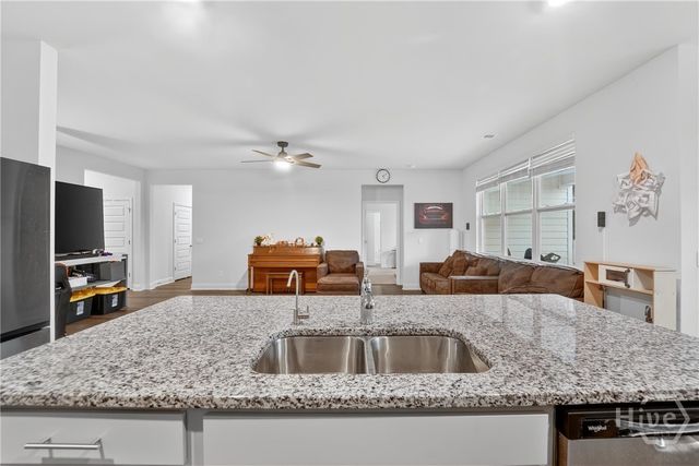 638 Logging Hill Drive, Richmond Hill, GA 31324