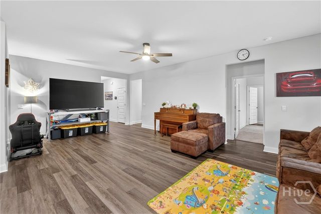 638 Logging Hill Drive, Richmond Hill, GA 31324