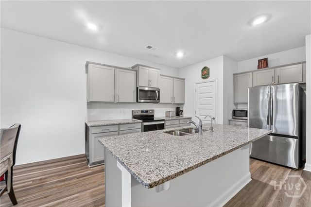 638 Logging Hill Drive, Richmond Hill, GA 31324