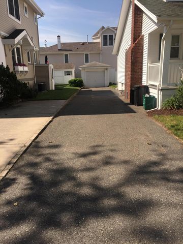 515 Jefferson Avenue, Avon-by-the-sea, NJ 07717