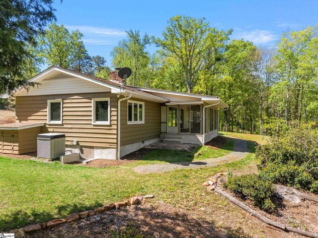 110 Persimmon Hill Court, Columbus, NC 28722