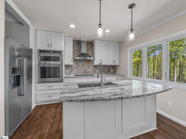 110 Persimmon Hill Court, Columbus, NC 28722