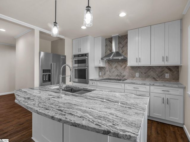 110 Persimmon Hill Court, Columbus, NC 28722