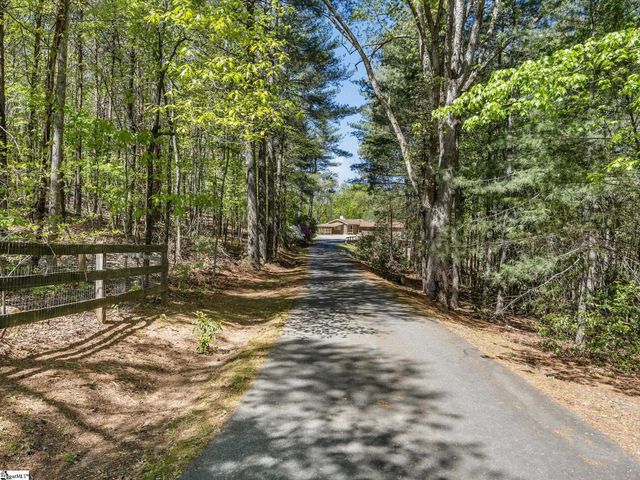 110 Persimmon Hill Court, Columbus, NC 28722