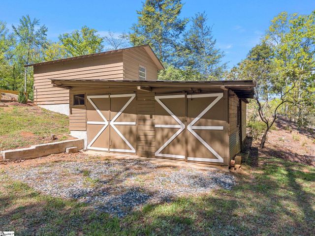 110 Persimmon Hill Court, Columbus, NC 28722