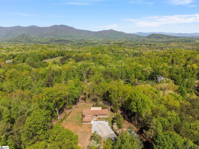 110 Persimmon Hill Court, Columbus, NC 28722