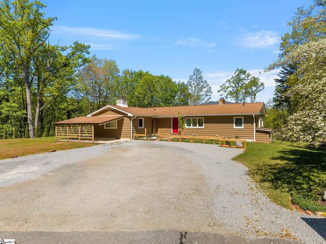 110 Persimmon Hill Court, Columbus, NC 28722