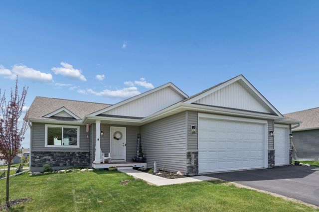 1052 Butternut Lane, Watertown, MN 55388