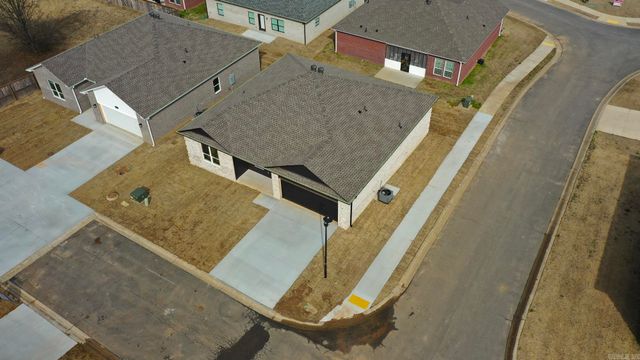 912 W Dell Vista Cove, Cabot, AR 72023