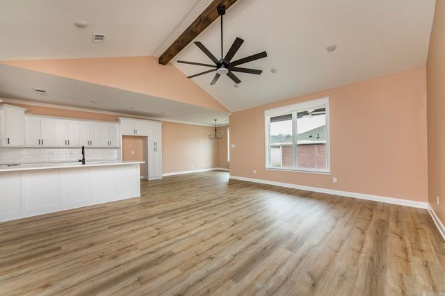 912 W Dell Vista Cove, Cabot, AR 72023