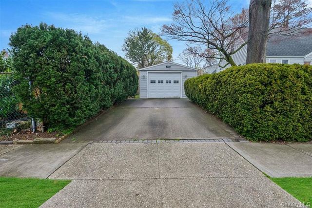 2021 Lincoln Avenue, East Meadow, NY 11554