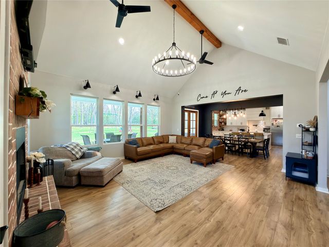 6954 Joyce Street, Eustace, TX 75124