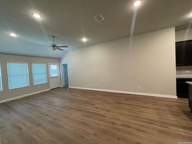 3023 wembley way, Converse, TX 78109