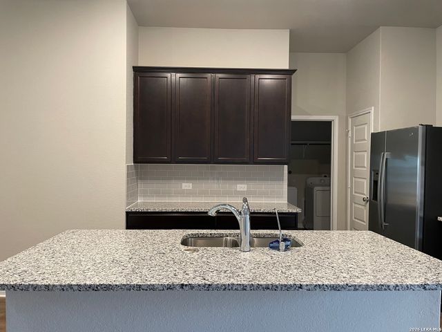 3023 wembley way, Converse, TX 78109