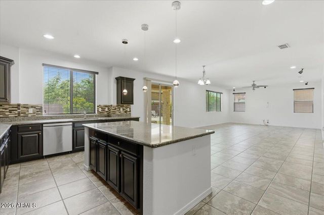 1471 E FLAMINGO Way, Gilbert, AZ 85297