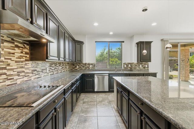 1471 E FLAMINGO Way, Gilbert, AZ 85297