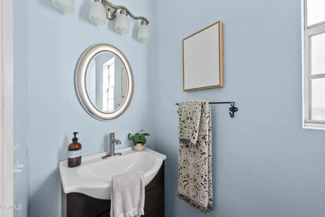 9771 Sweetwater Lane, Ventura, CA 93004