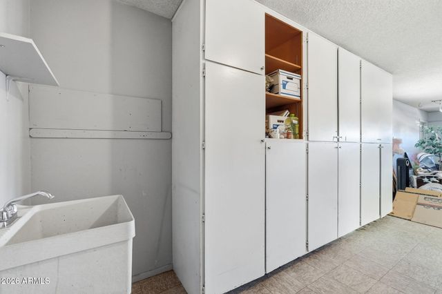 10529 W GULF HILLS Drive, Sun City, AZ 85351