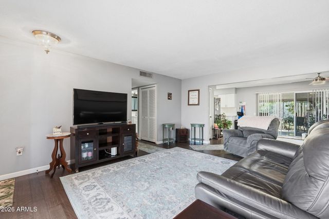 10529 W GULF HILLS Drive, Sun City, AZ 85351