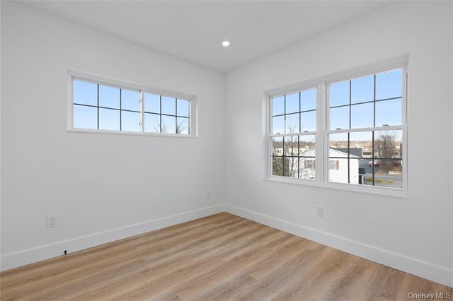 9 Lagrange Avenue APT 4, Poughkeepsie, NY 12603