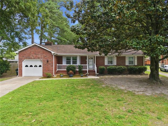 3 Wendell CIR, Poquoson, VA 23662