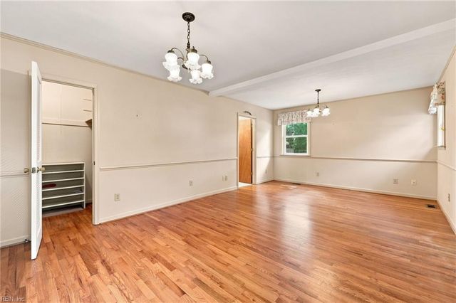 3 Wendell CIR, Poquoson, VA 23662