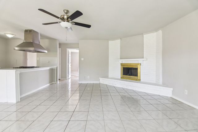 5001 N Colony Boulevard, The Colony, TX 75056