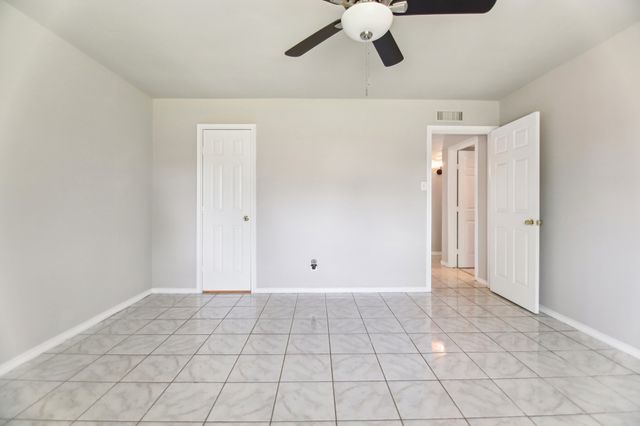 5001 N Colony Boulevard, The Colony, TX 75056