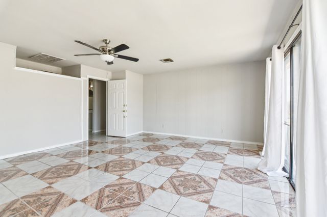 5001 N Colony Boulevard, The Colony, TX 75056