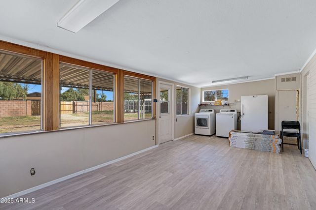 110 W DEL RIO Drive, Tempe, AZ 85282