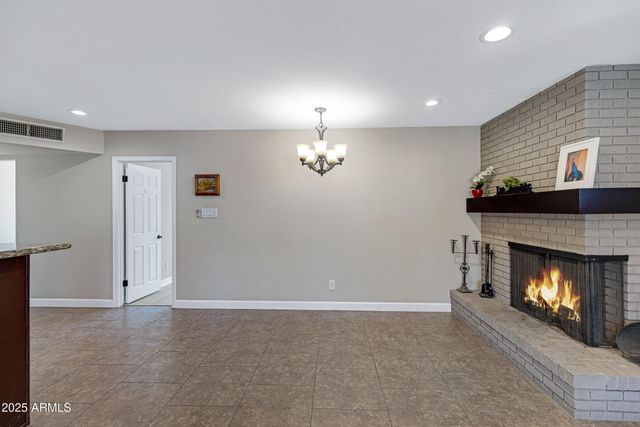 110 W DEL RIO Drive, Tempe, AZ 85282