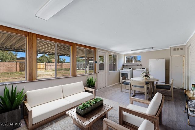 110 W DEL RIO Drive, Tempe, AZ 85282