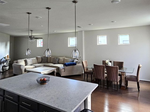 3234 Longleaf Meadows Drive, Houston, TX 77063