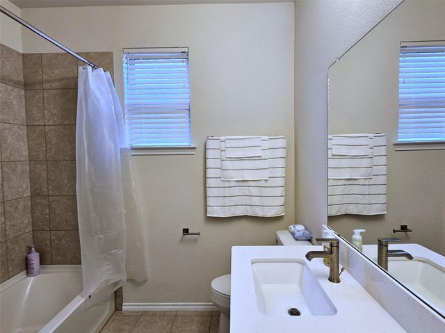 3234 Longleaf Meadows Drive, Houston, TX 77063