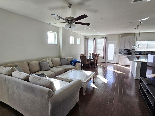 3234 Longleaf Meadows Drive, Houston, TX 77063