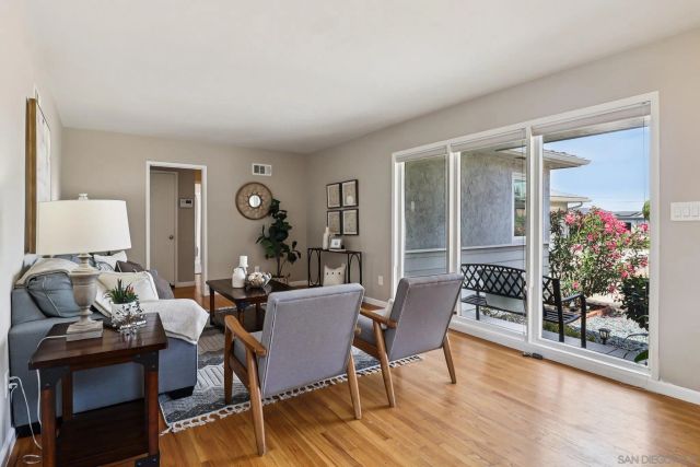 4901 Greenbrier, San Diego, CA 92120