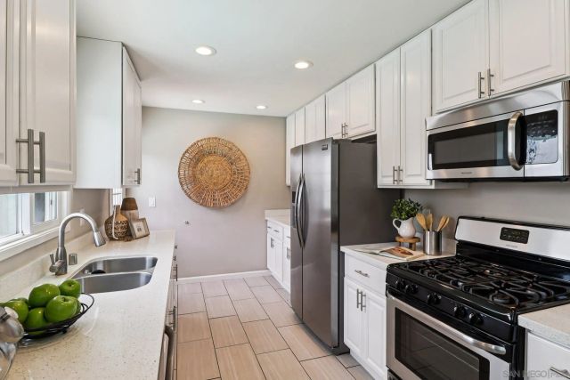 4901 Greenbrier, San Diego, CA 92120