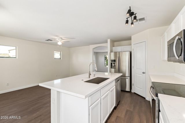 9531 E Belmont Avenue, Mesa, AZ 85208