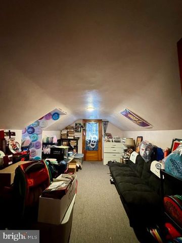 178 W HANOVER ST, Spring Grove, PA 17362