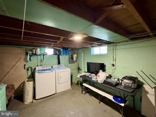 178 W HANOVER ST, Spring Grove, PA 17362